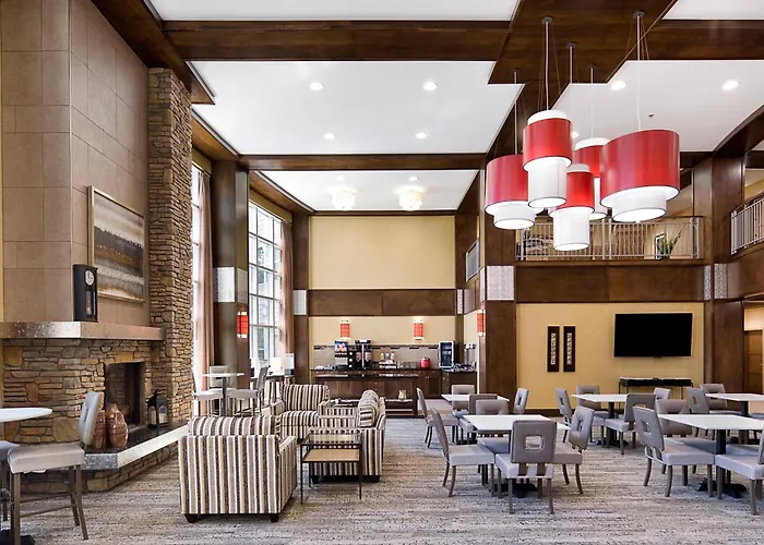 Clubhouse Hotel And Suites