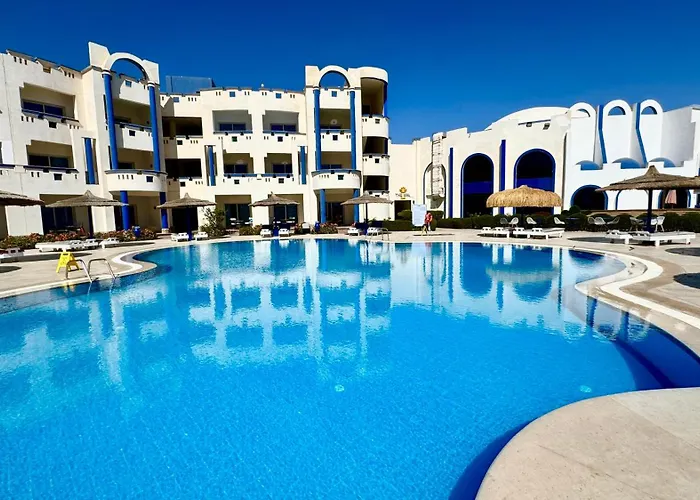 Coral Sun Beach