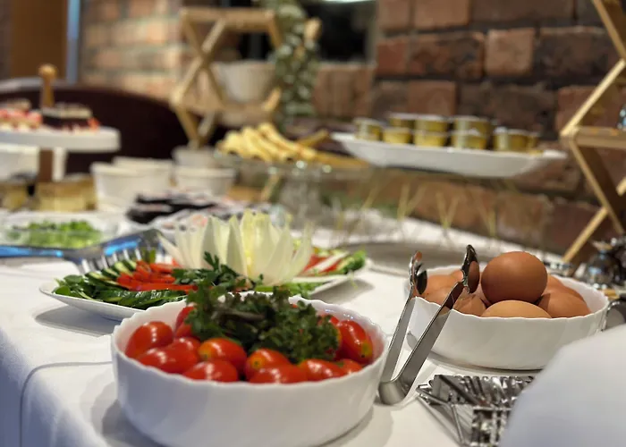 Hotel Restaurant Narasinga