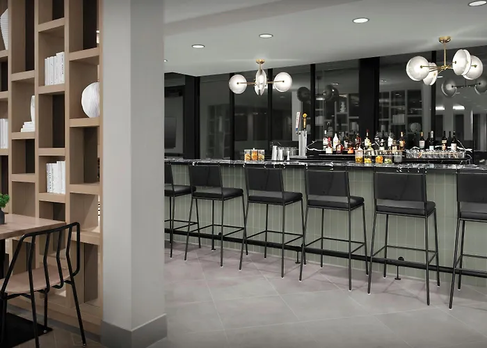Fairfield By Marriott Inn & Suites Paris