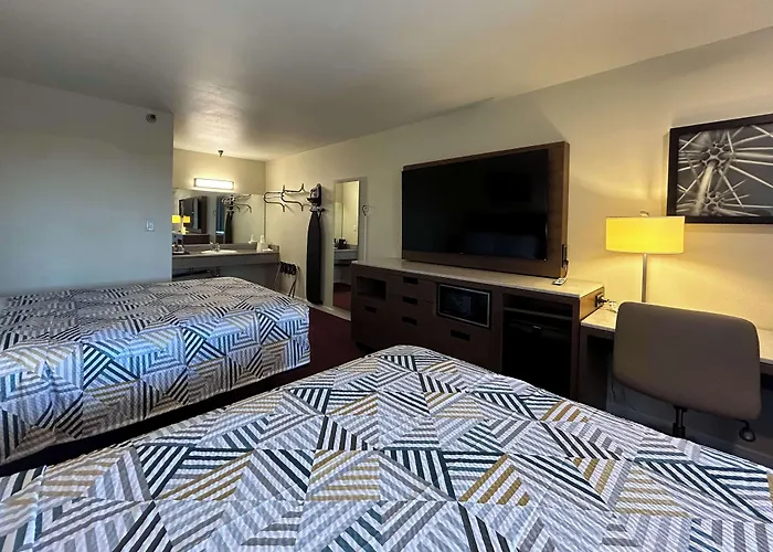 Studio 6 Suites Santa Ana, Ca