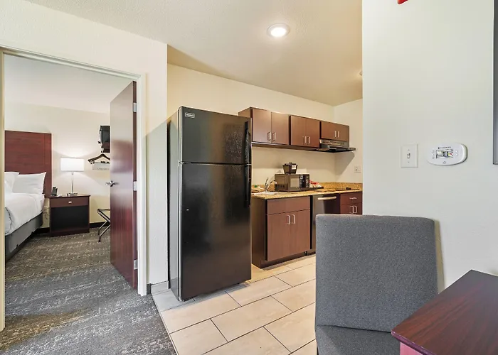 Cobblestone Hotel & Suites - Alpine