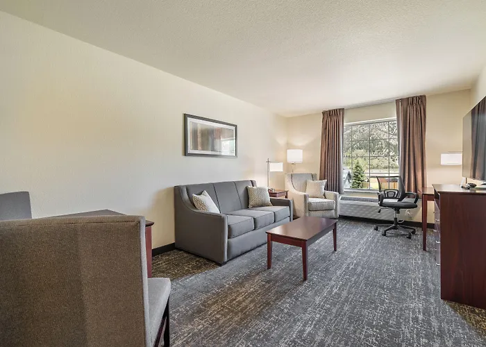 Cobblestone Hotel & Suites - Alpine
