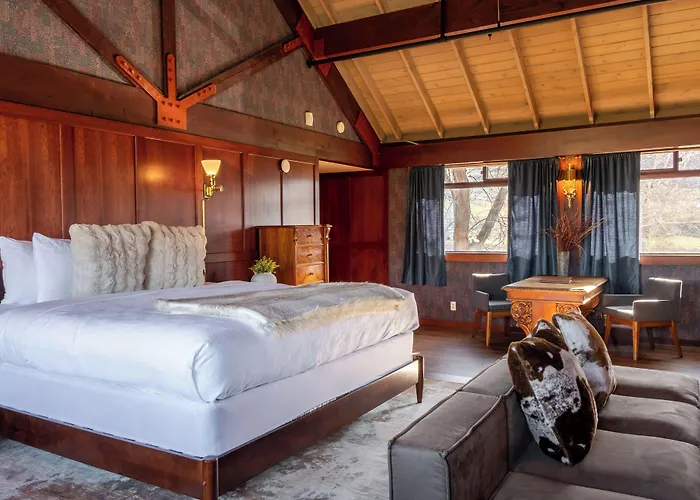 Casia Lodge And Ranch