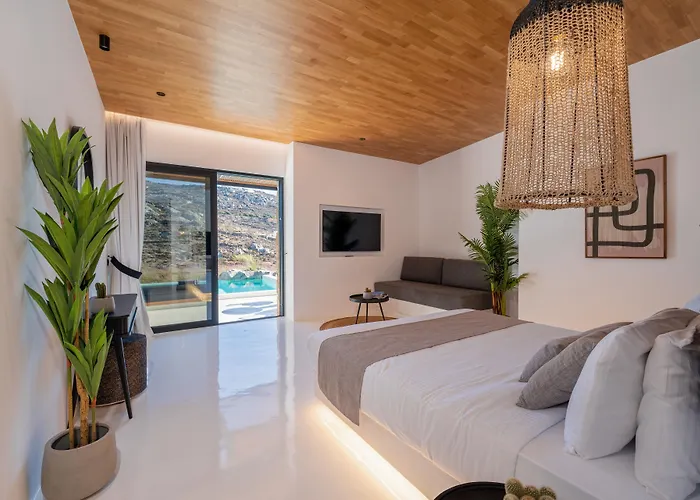 Ftelia Black Villas