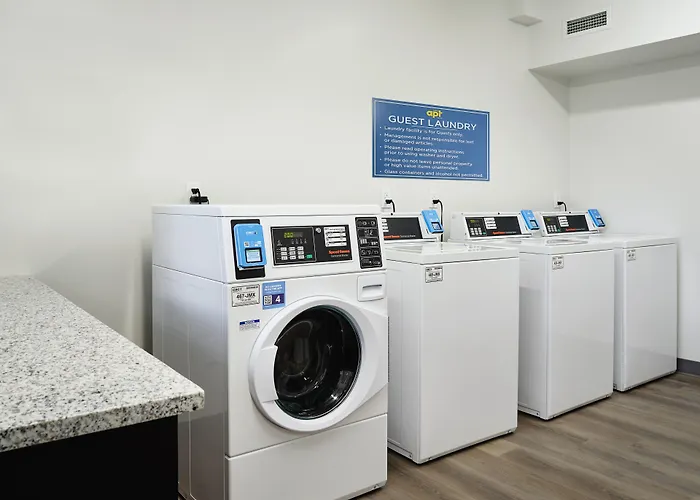 Stayapt Suites Dothan