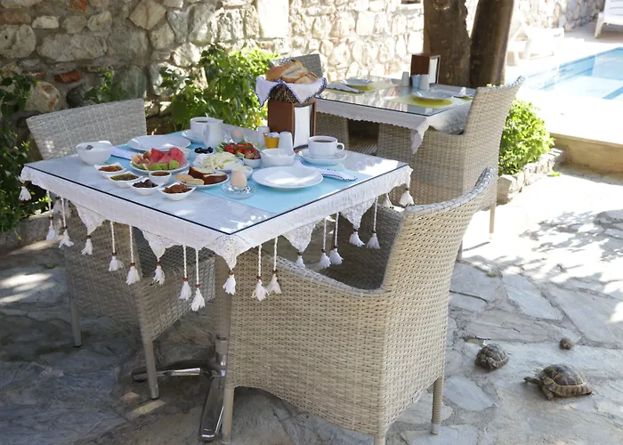 Nazar Hotel