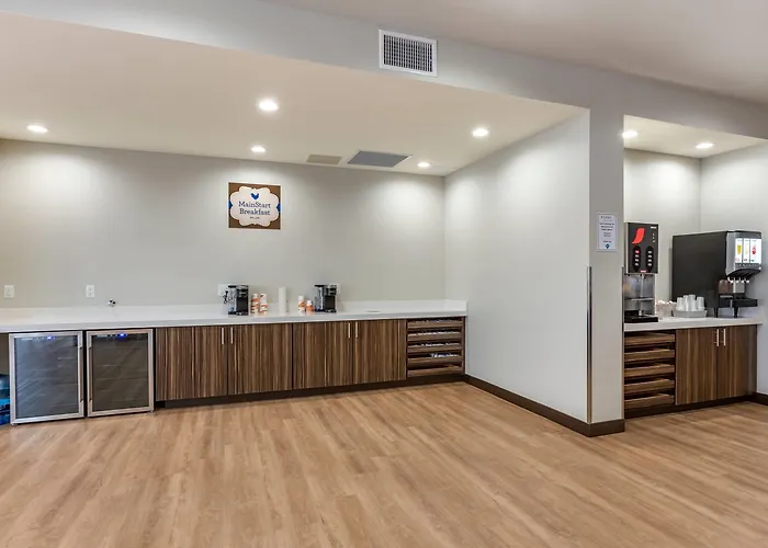 Mainstay Suites Carlsbad South