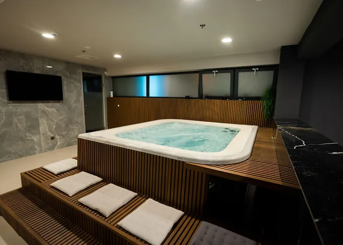 Marinus Beach Hotel