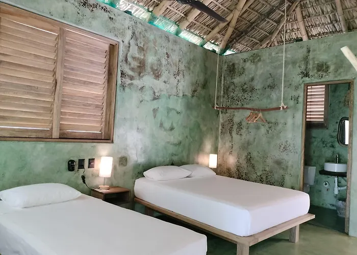 Cocos Hotel
