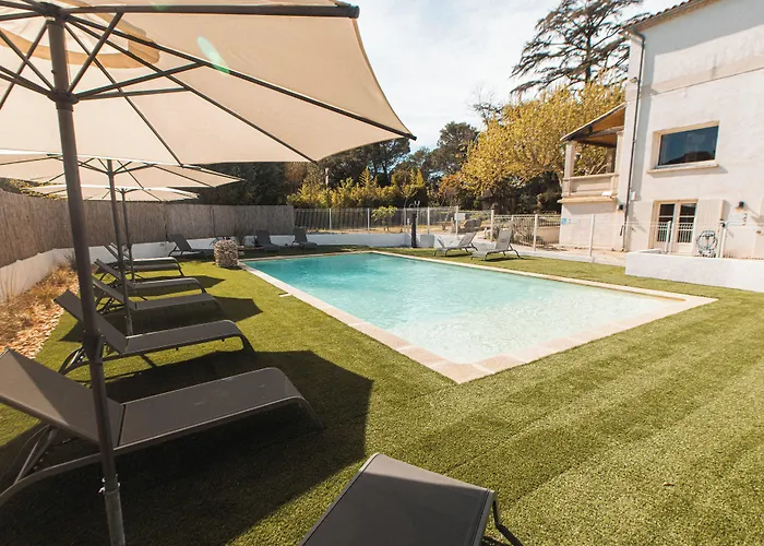 Soko Hotels-Pont Du Gard