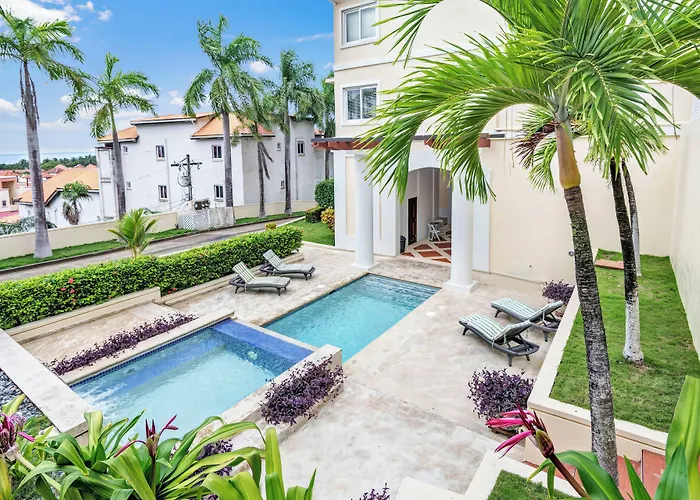Sea Vue Luxury Vacation Condominiums