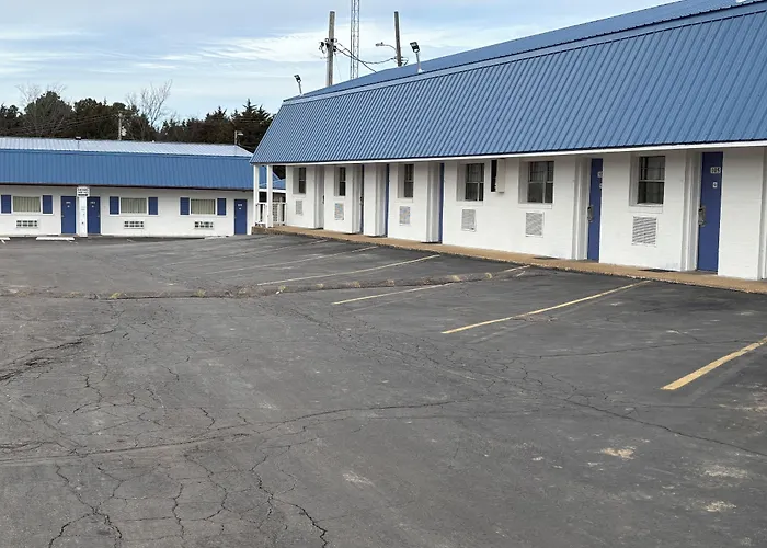 Motel 6 Sullivan Mo