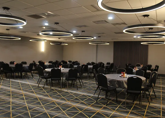 Staybridge Suites Dallas Market Ctr Love Field, An Ihg Hotel