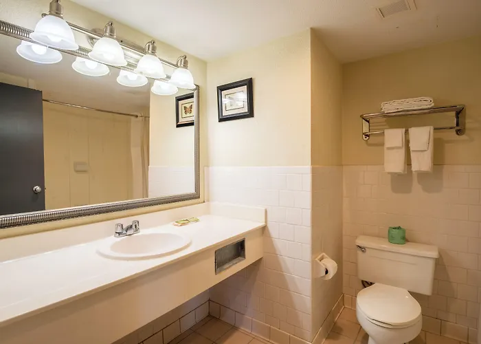 Dominion Inn And Suites