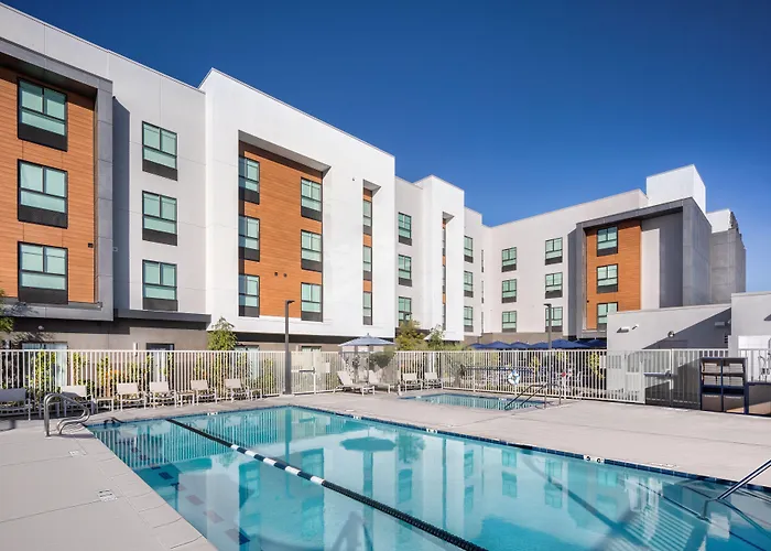 Ayres Hotel San Diego South - Chula Vista