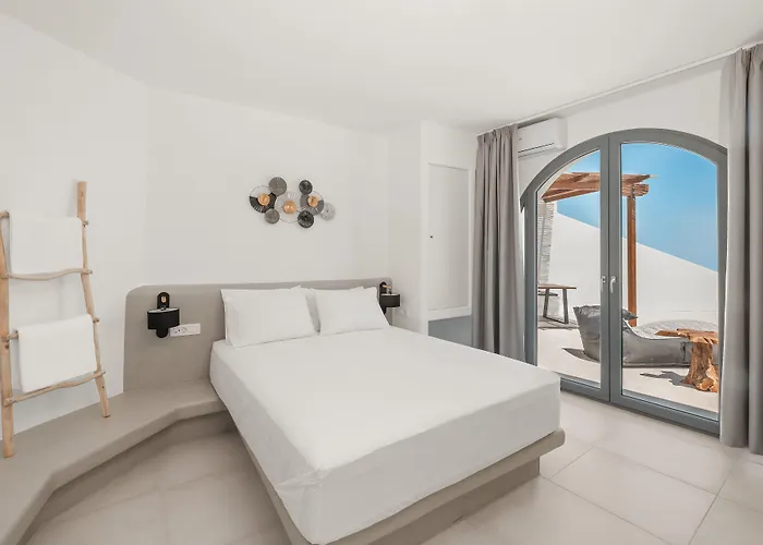 Oyster Luxury Suites