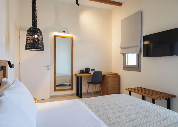 Kouros Blanc Resort&Suites