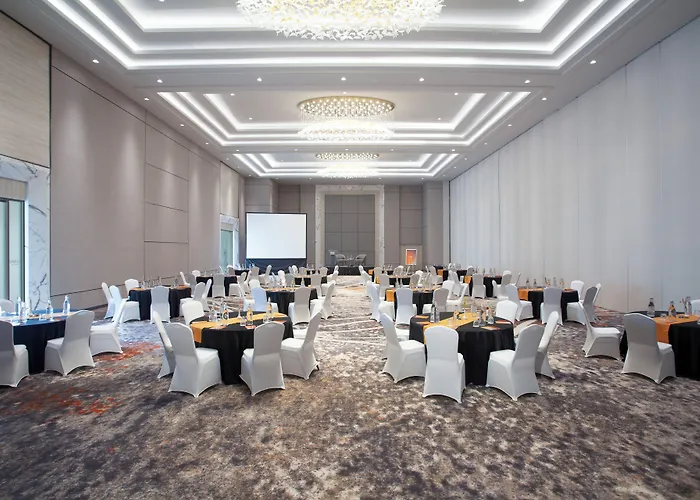 Harris Hotel & Convention Cibinong City Mall Bogor
