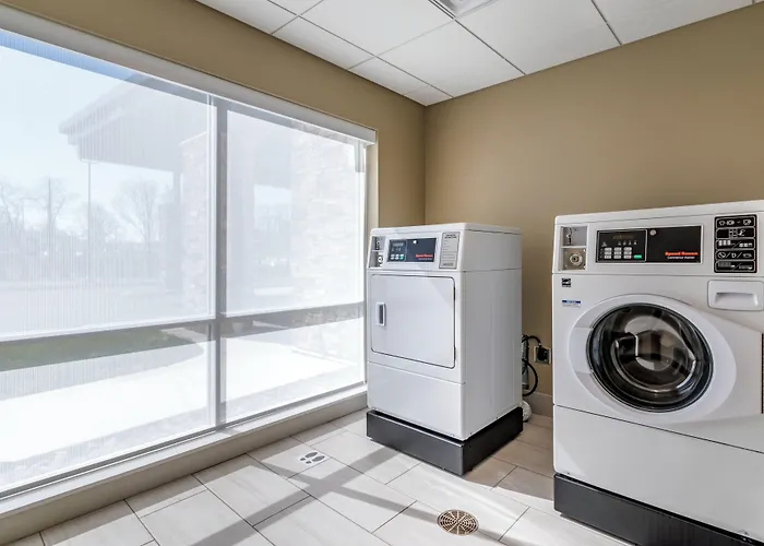 Holiday Inn Express & Suites - Carlisle Southwest I-81 By Ihg