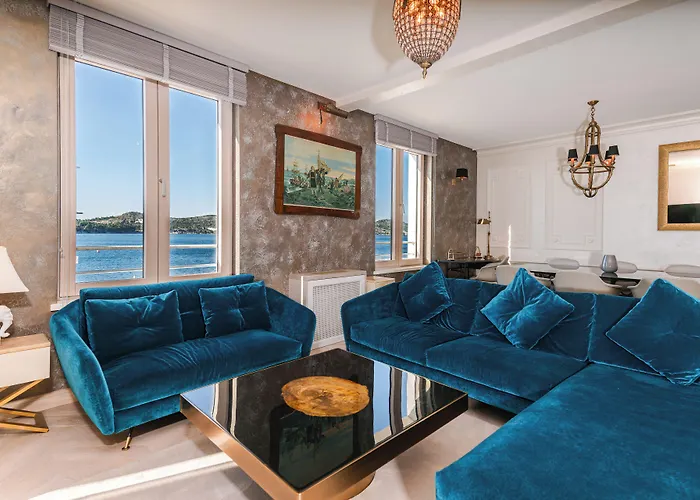 Armerun Heritage Hotel & Residences