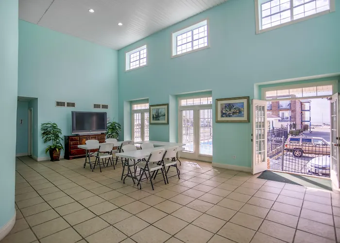 Edgewater Inn - Biloxi Beach