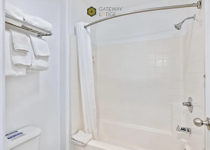 Gateway Lodge