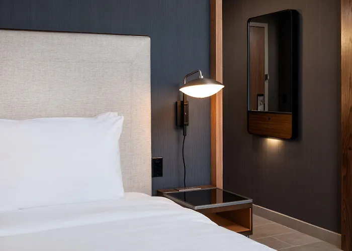 Courtyard By Marriott Owatonna Downtown