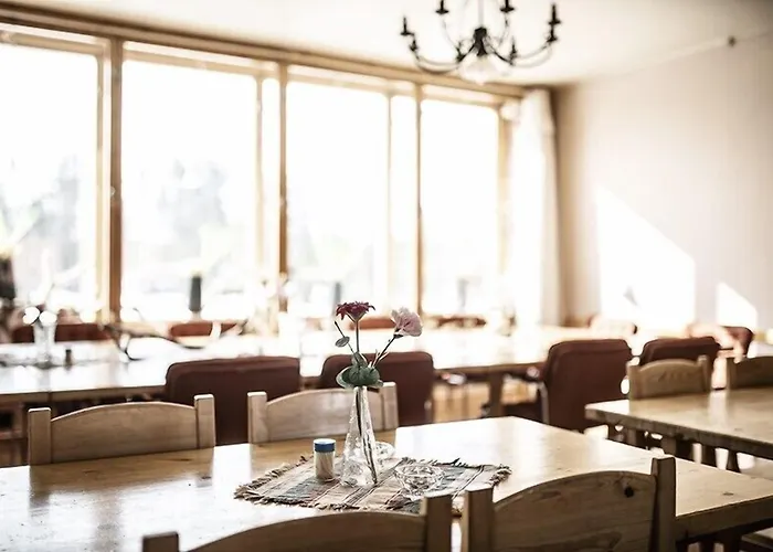 Hotell Nederhoegen Vildmarkscenter