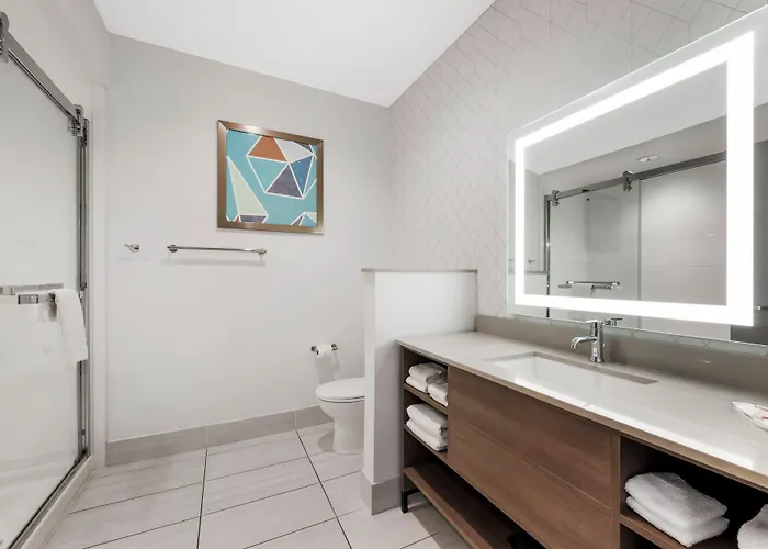 Comfort Suites Richmond East