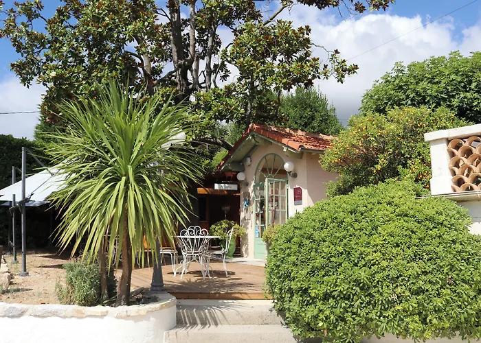 La Villa Roseraie , Hotel Familial Ouvert Toute L'Annee