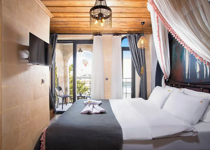 Alika Castle House