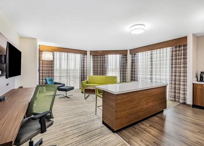 Holiday Inn Express & Suites - Lincoln Downtown By Ihg