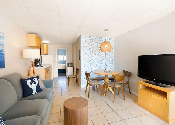 Kebek 3 Oceanside Motel