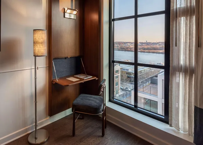 Thompson Washington Dc, By Hyatt