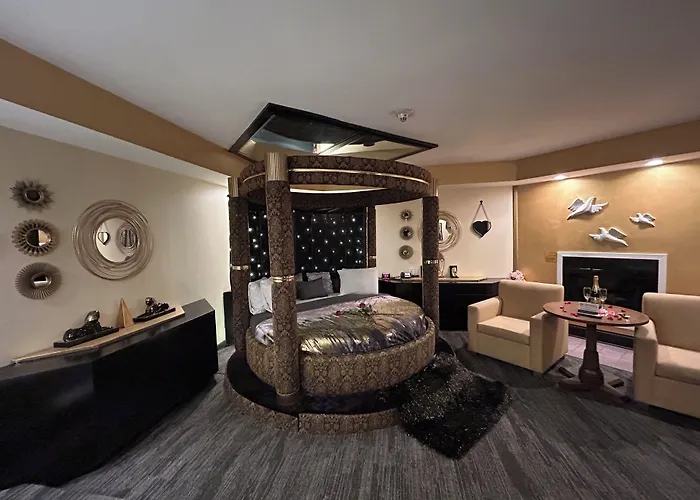 Inn of the Dove: Romantic Luxury Suites with Jacuzzi & Fireplace