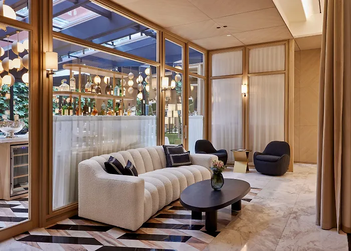 Vakko Hotel And Residence