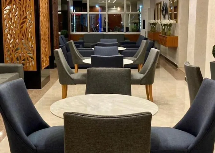 Premier Vista Hotel