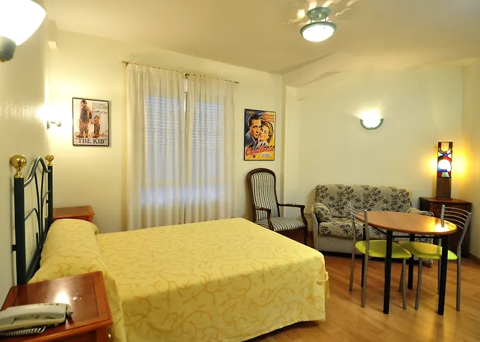 Hotel Apartamentos Aralso Sotillo