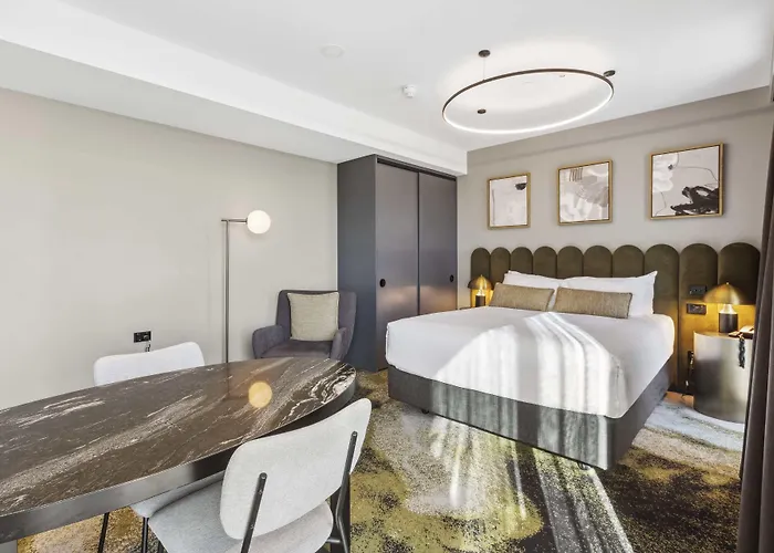Melbourne City Apartment Hotel