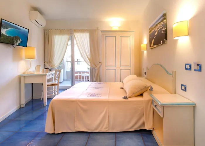 Janas Hotel