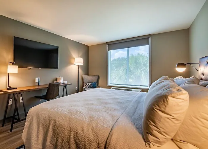Four Points By Sheraton Brunswick