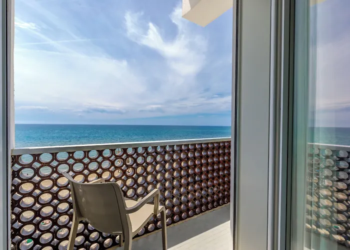 Hotel Tirreno