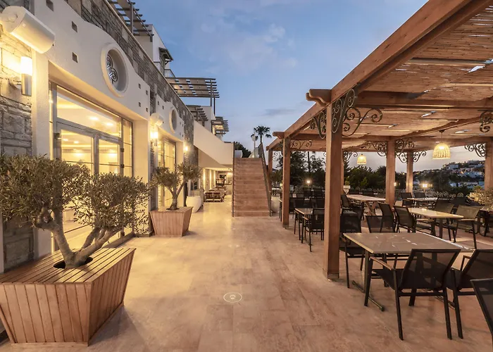 Elementa Boutique Hotel - Adults Friendly