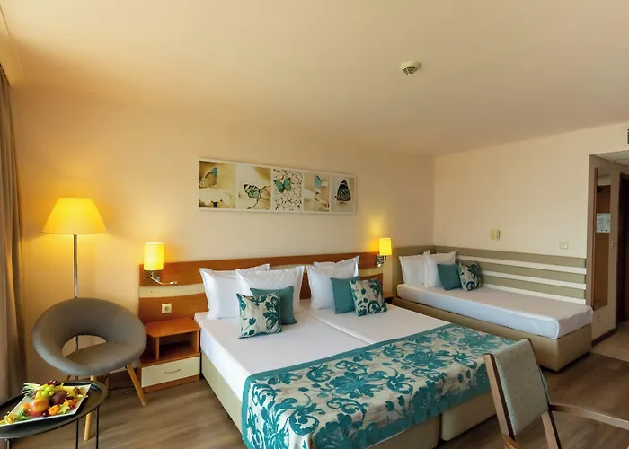Kristal Hotel