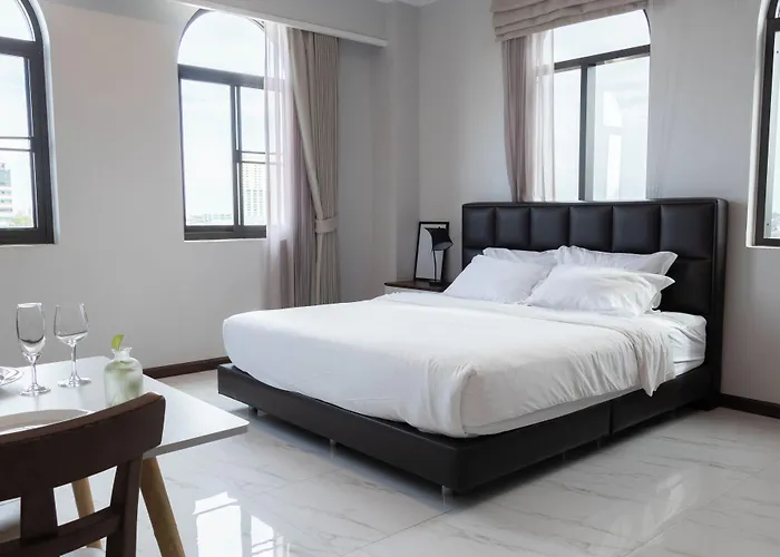 Urbanite Hotel