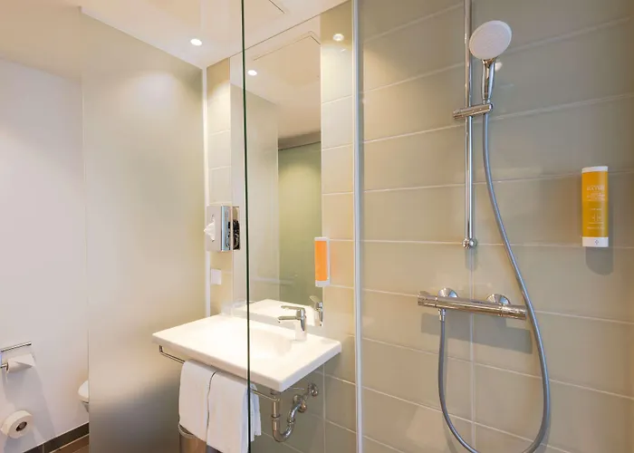 Super 8 By Wyndham Dresden