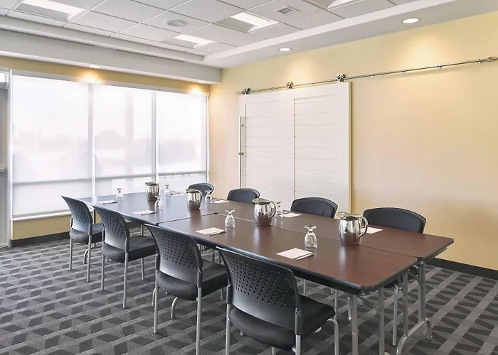 Towneplace Suites By Marriott Medicine Hat