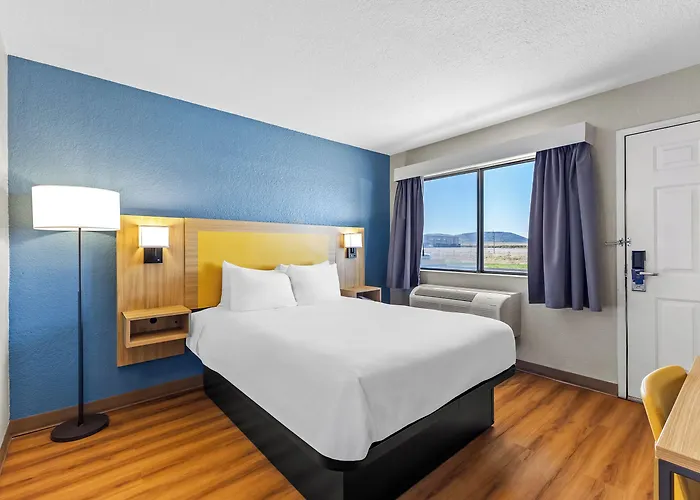 Motel 6 Wells