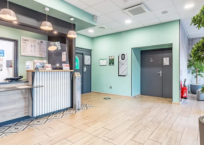 B&B HOTEL Poitiers Aéroport